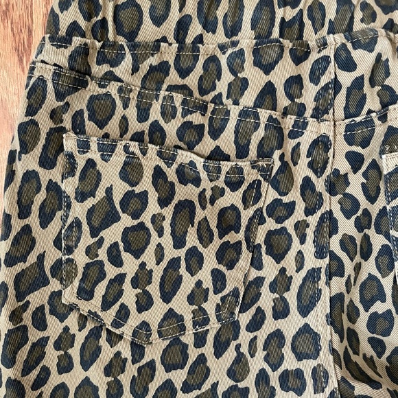 Fray Hem Cheetah Jogger Shorts Size Small w Drawstring & Distressed. - Picture 4 of 11